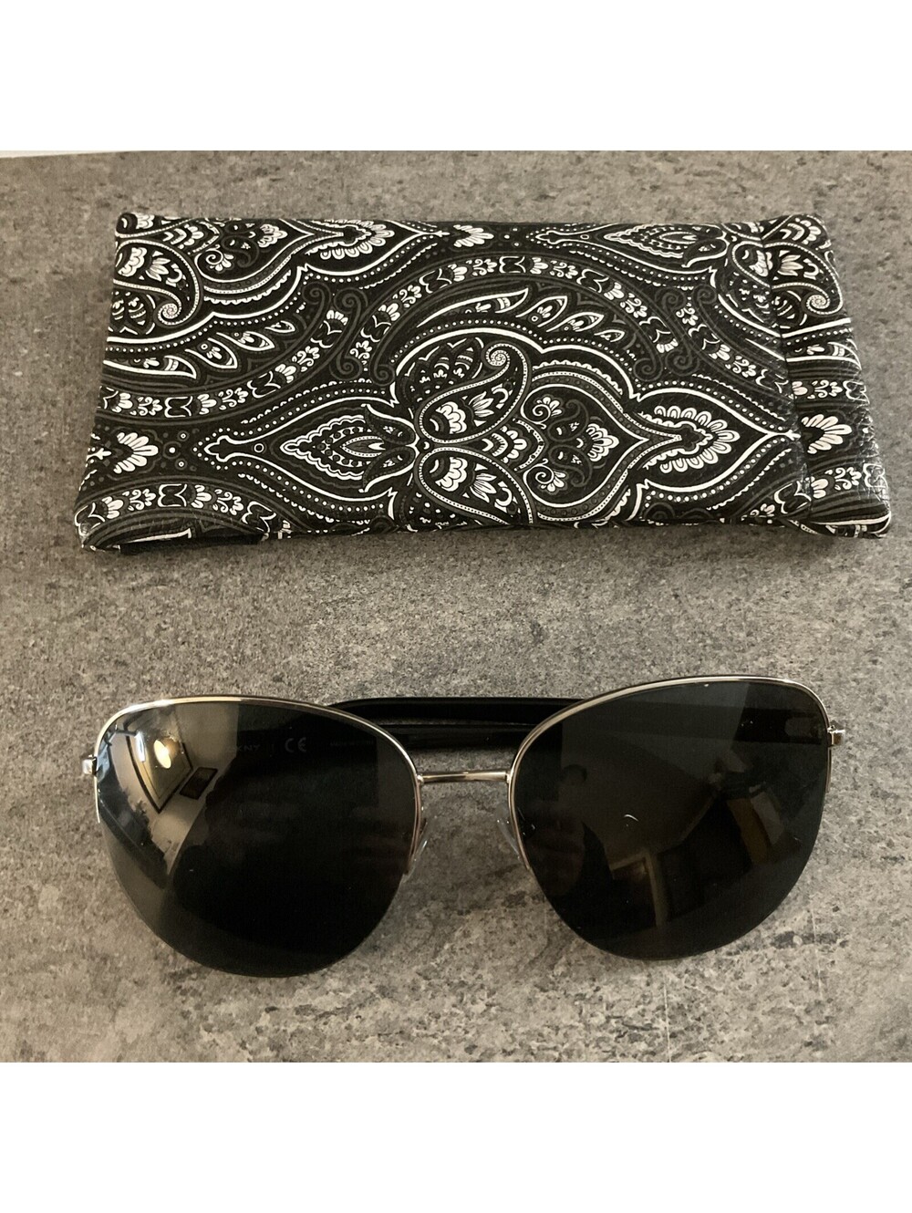 DKNY Womens Aviator Sunglasses DY5077 Black Silver 59 17 135 EUC Bin G2